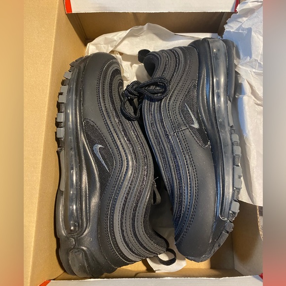 Nike Airmax 97 Triple Black Women Sneakers- SZ 7 - Picture 1 of 5